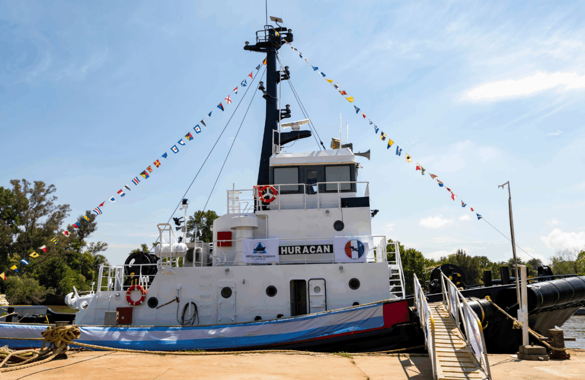 El remolcador “Huracán” ya está activo en nuestra flota